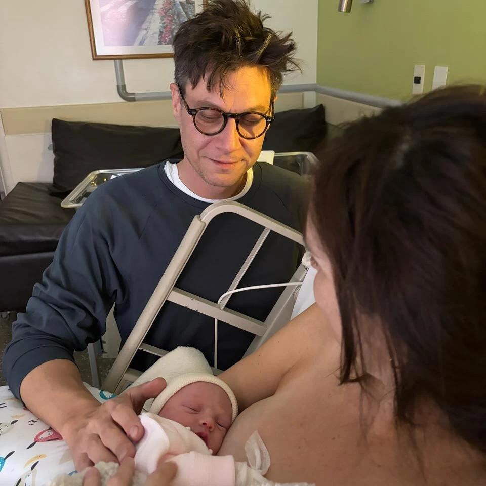 La periodista junto a su marido Nicolas Beis Barovero. Fotos: IG.