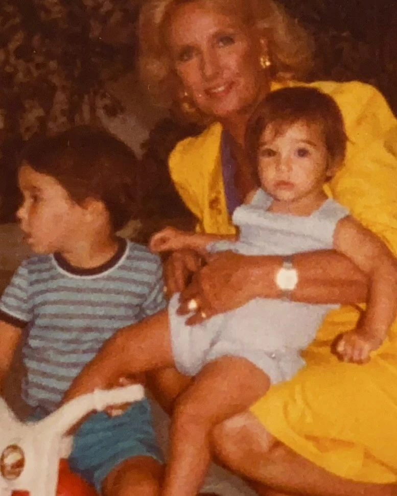 Las fotos que compartió Marcela Tinayre por el cumpleaños de Juana Viale. Foto: IG.