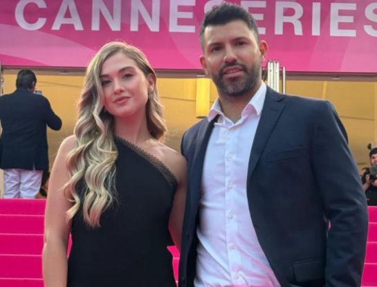 El sofisticado look de Sofía Calzetti para acompañar al "Kun" Agüero en el Festival de Canneseries