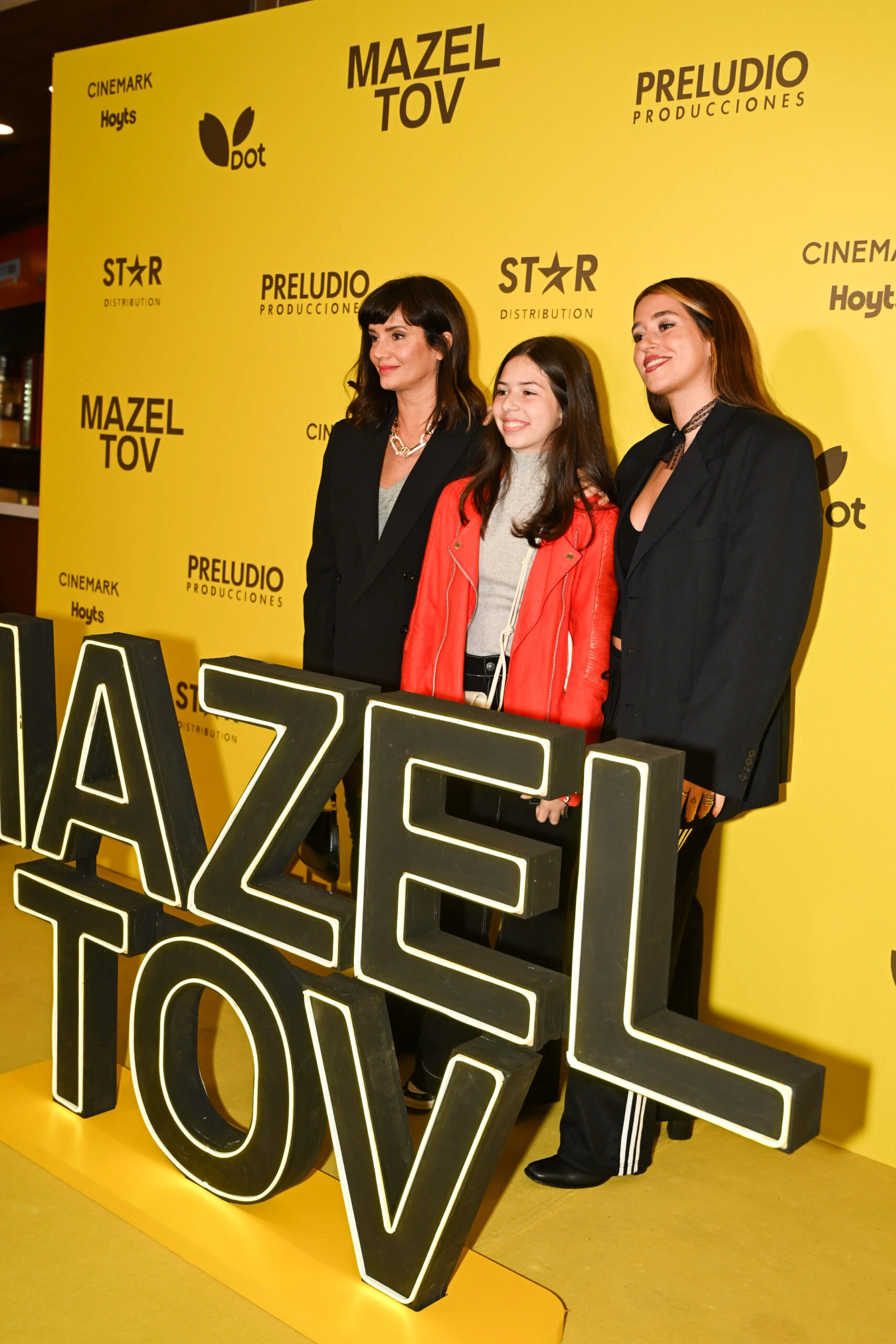 Griselda Siciliani con su hija y su hermana Leticia.