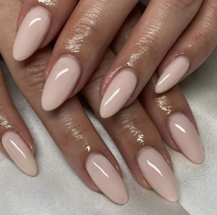 nude milky nails