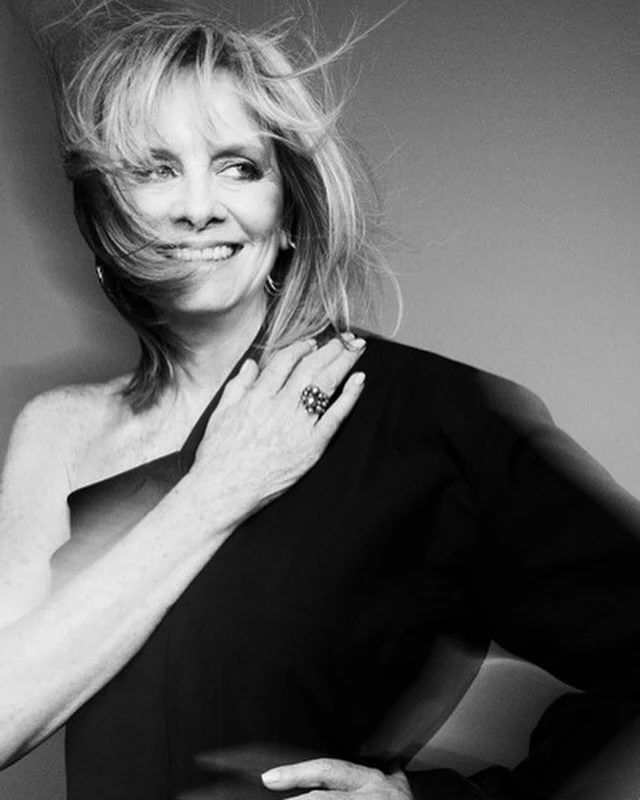 que fue de la vida de Twiggy la icónica modelo de los 70