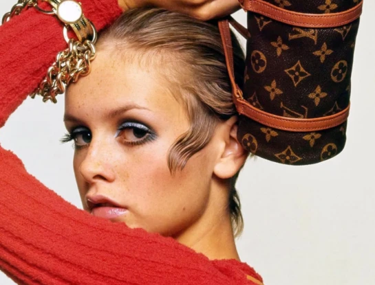 que fue de la vida de Twiggy la icónica modelo de los 70