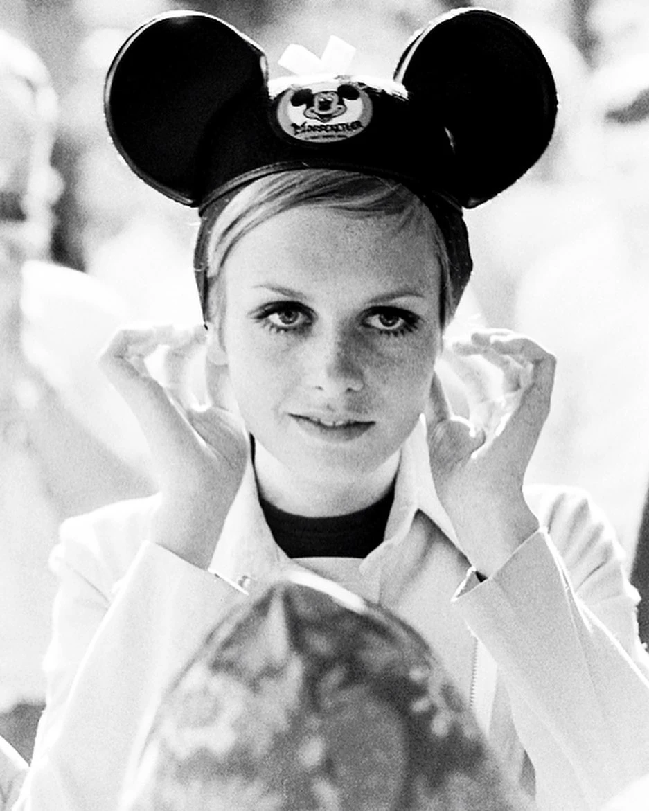 que fue de la vida de Twiggy la icónica modelo de los 70