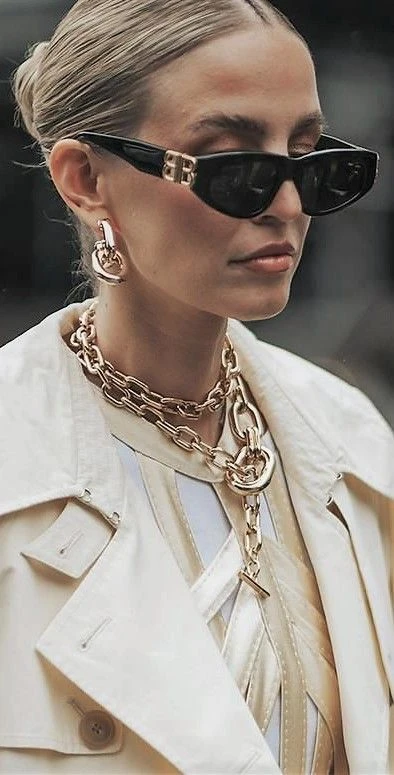 Pampita tiene el accesorio perfecto para elevar un look de otoño