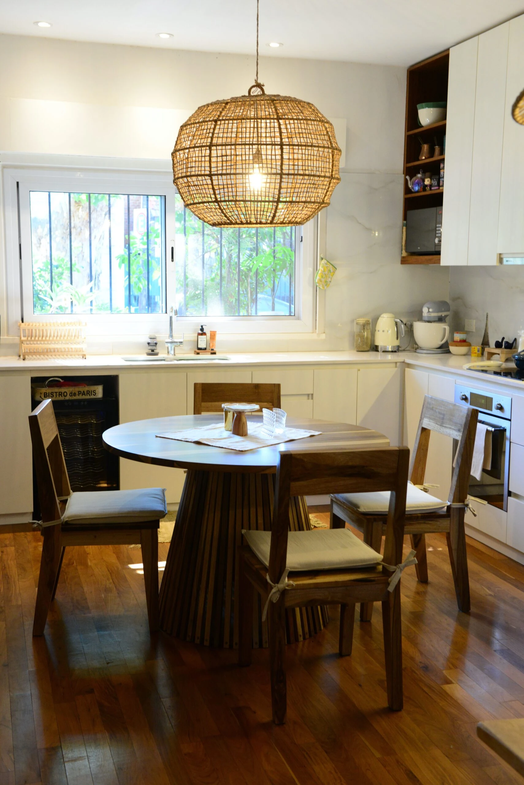 La nueva cocina "inda, luminosa y funcional" de la pastelera Belu Melamed.