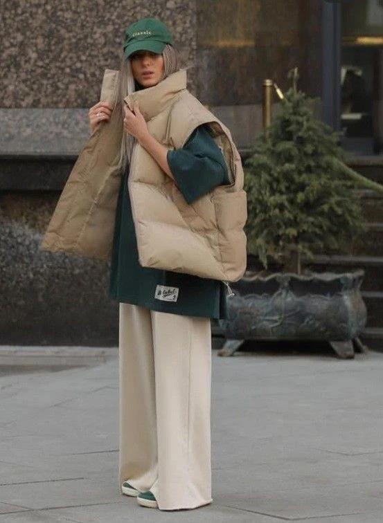 Chaleco puffer, la prenda ideal paar el entretiempo.