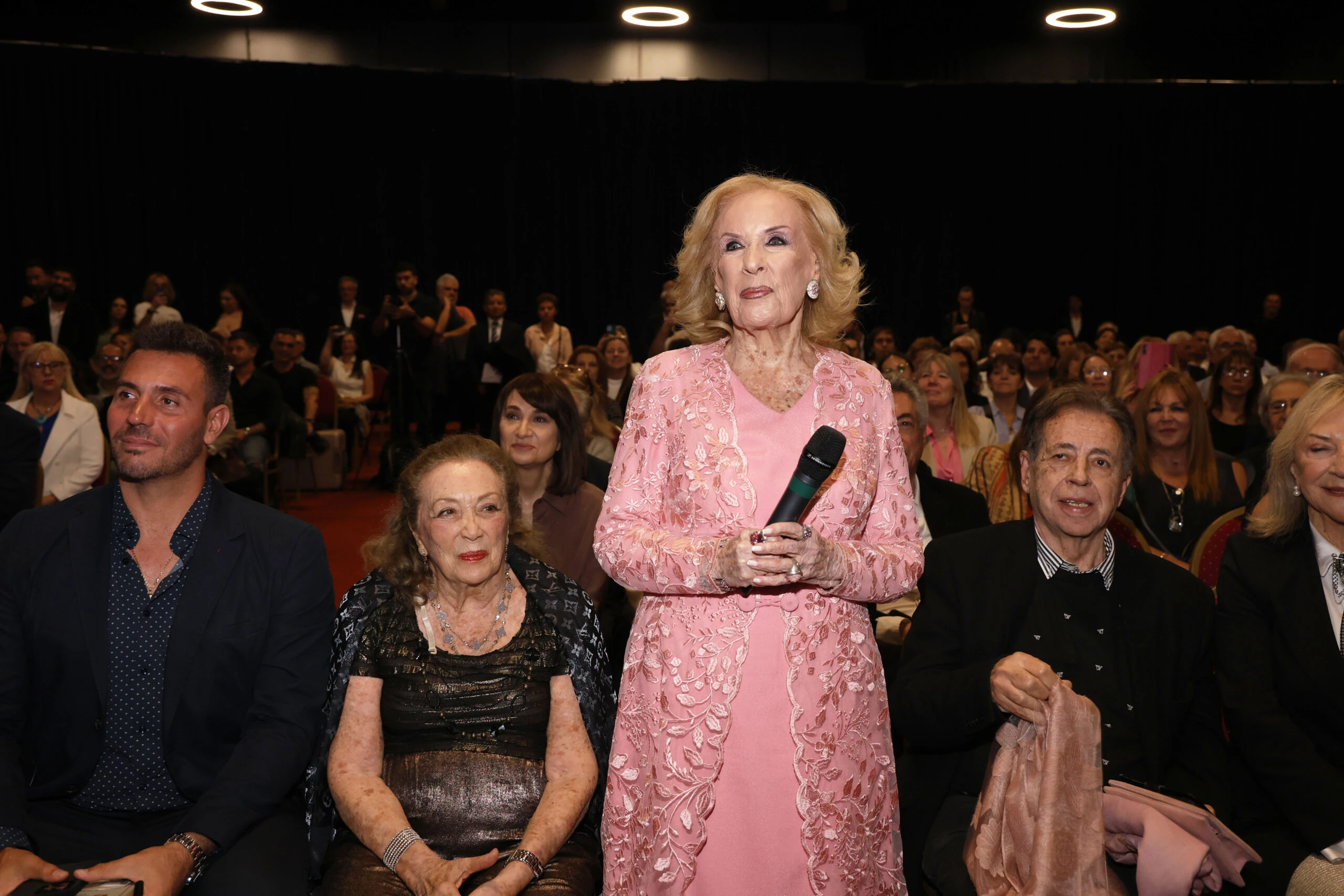  Mirtha Legrand