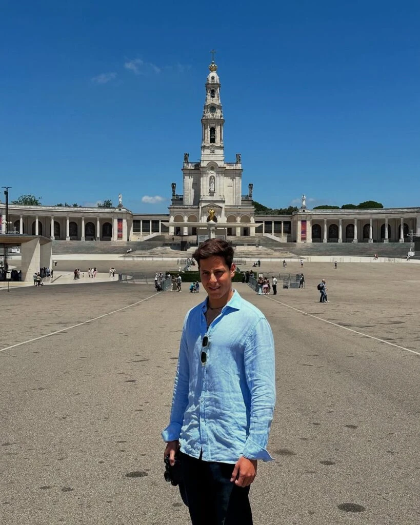 Cecilia Bolocco recordó un momento clave en la recuperación de Máximo con un conmovedor mensaje a la Virgen de Fátima