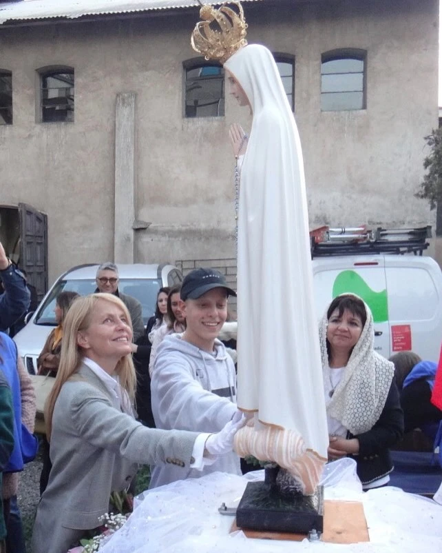 Cecilia Bolocco recordó un momento clave en la recuperación de Máximo con un conmovedor mensaje a la Virgen de Fátima