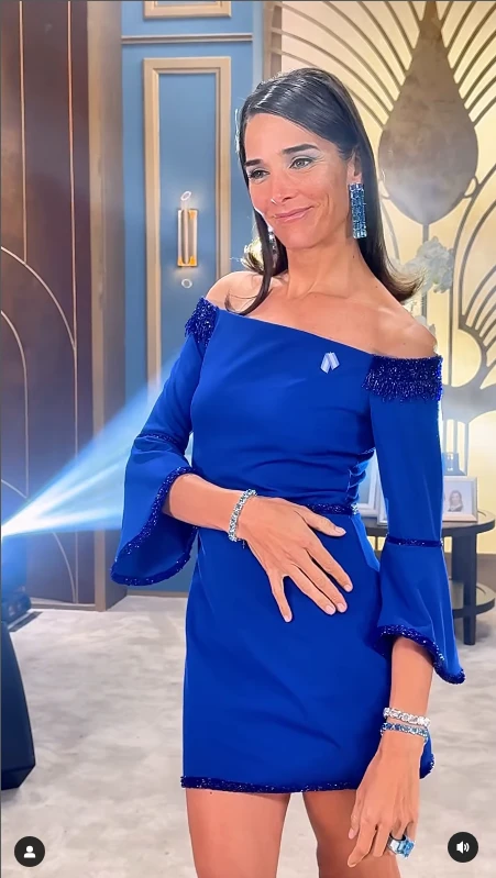 Juana Viale y su homenaje de moda al 25 de mayo con un diseño de Bogani