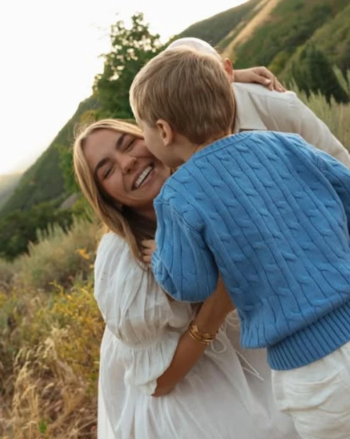 Emilie tiene varias fotos de su hijo en su cuenta de Instagram.