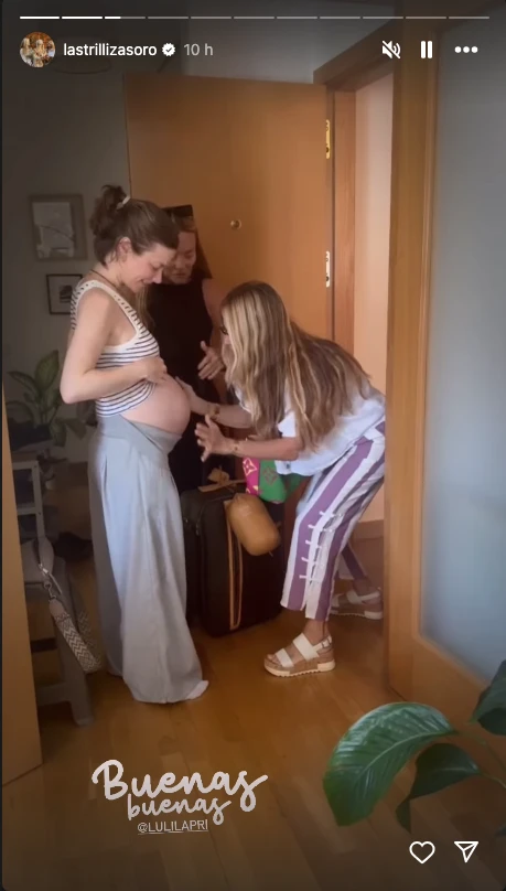 María Eugenia y María Emilia al llegar a la casa de Luli Laprida