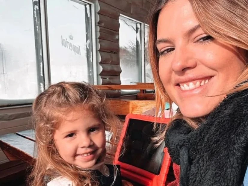 Las fotos de Cala, la hija menor de Mery del Cerro, jugando al tenis