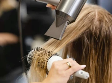 El daño silencioso: botox, queratina, alisados, células madre: ¿reconstruyen o destruyen tu pelo?