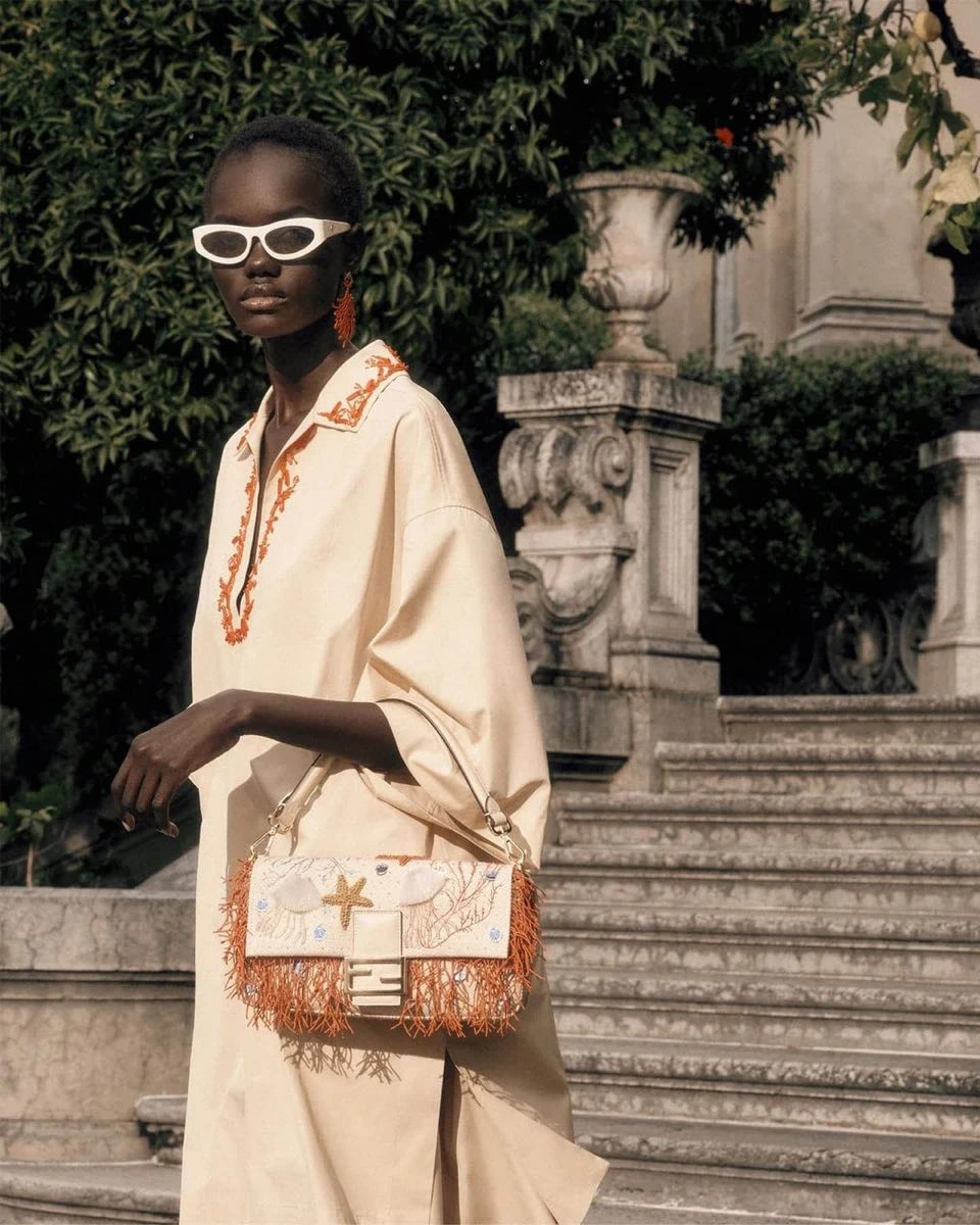 Fendi lanzó su colección en 2025.
