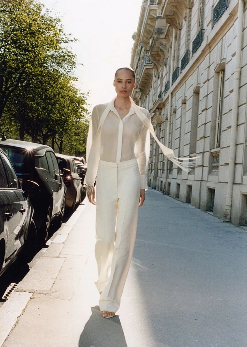 Mango Capsule presentó su colección 2025