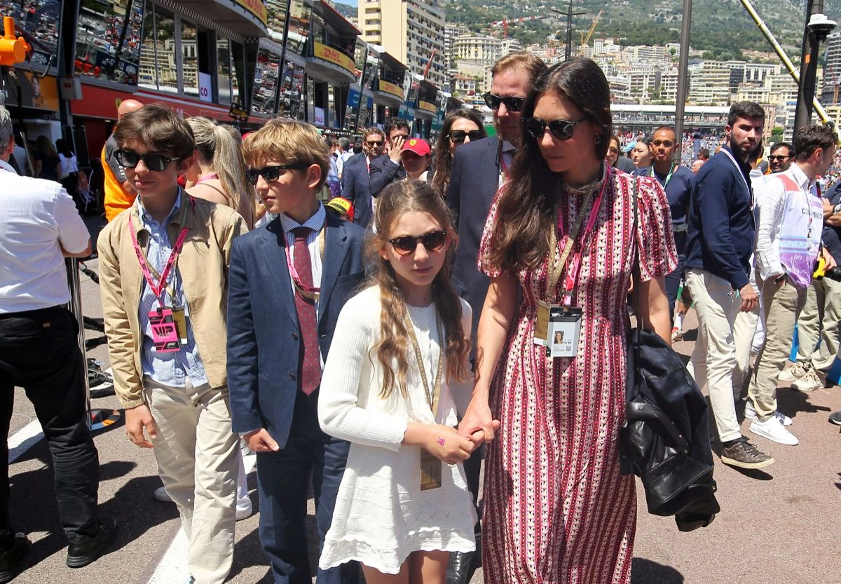 Andrea, Tatiana Casiraghi y Raphael Elmaleh