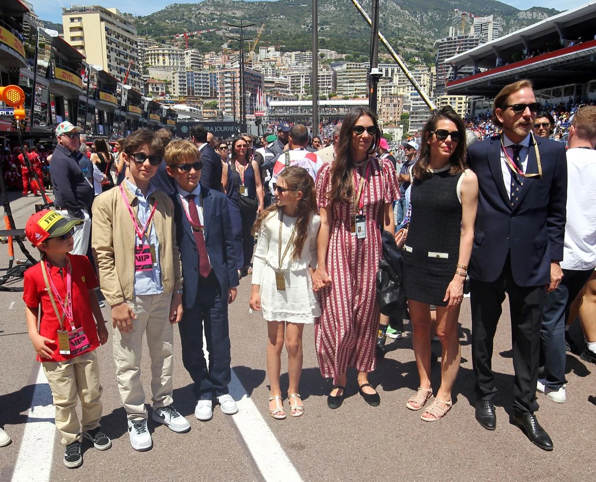 Andrea, Tatiana Casiraghi, Charlotte Casiraghi y Raphael Elmaleh