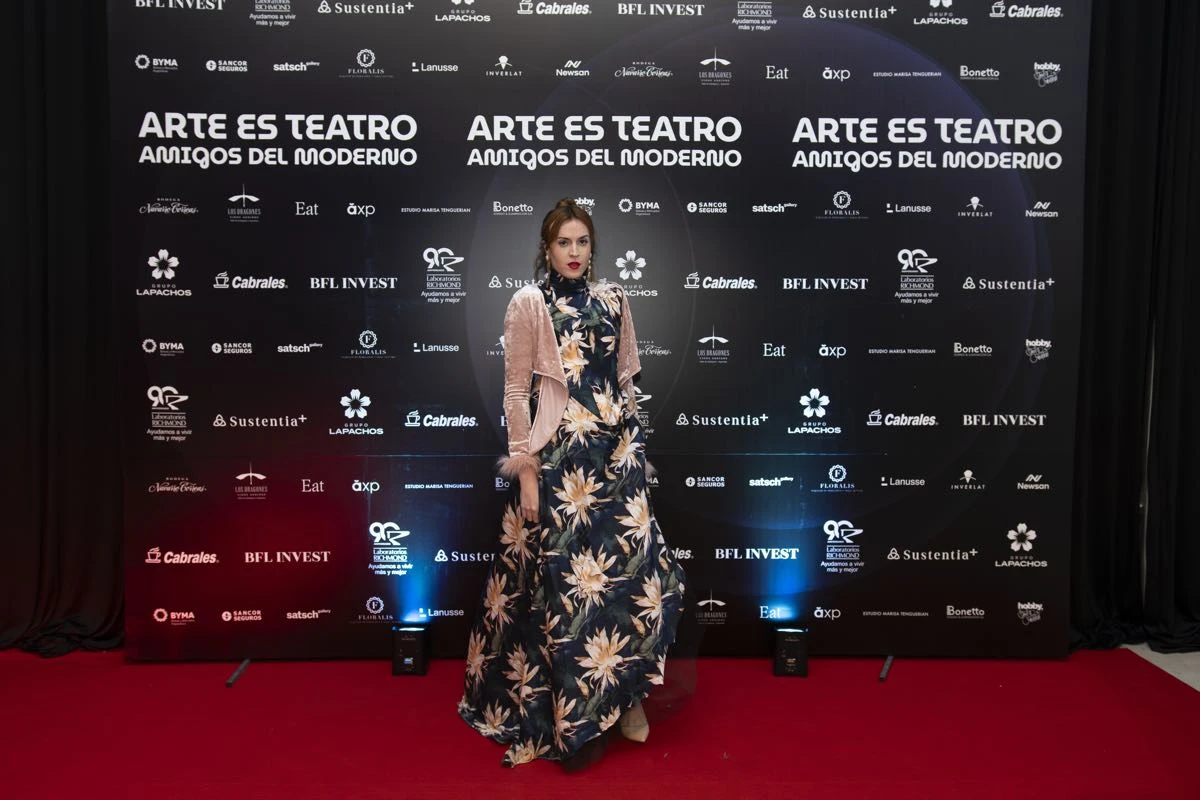 La artista Valentina Quintero, quien se encuentra exponiendo en el Moderno _Un día en la vida_