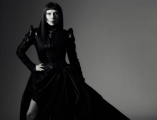 Lady Gaga deslumbró en Brasil con looks dramáticos y extravagantes