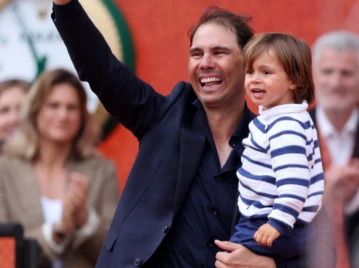 Las fotos de Xisca Perelló y de su hijo, Rafa Jr., en el homenaje a Rafael Nadal en Roland Garrós