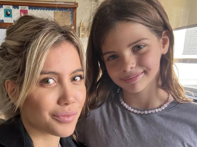 Así fue el festejo soñado de Francesca Icardi, la hija de Wanda Nara: flores, espuma y una torta de cuento