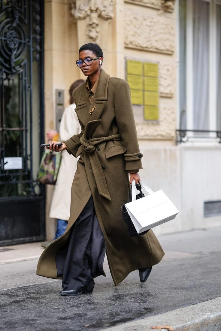 Pampita confirma cuál es el abrigo más chic del 2025