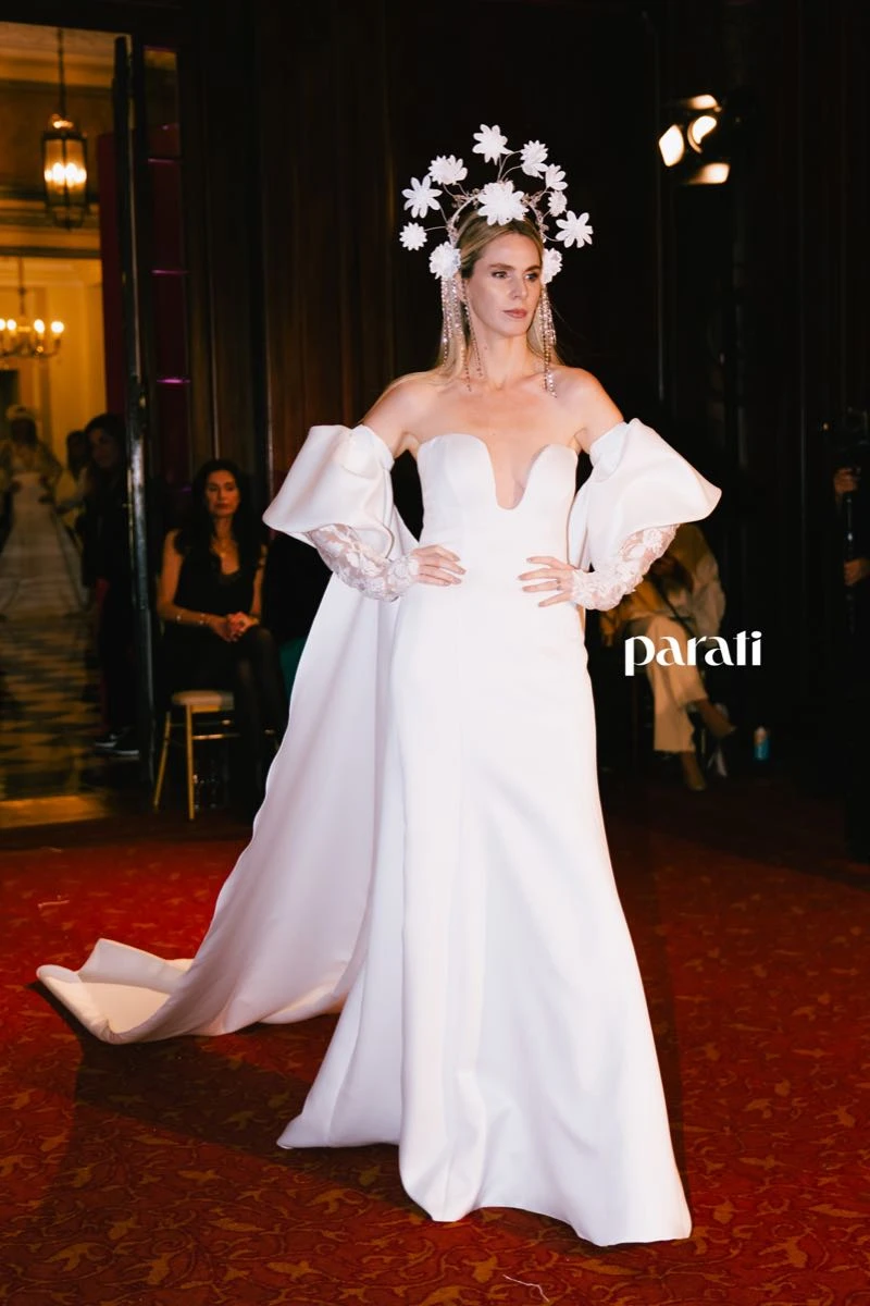 Desfile de Laurencio Adot en la edición 2025 del Bridal Runway Latam.