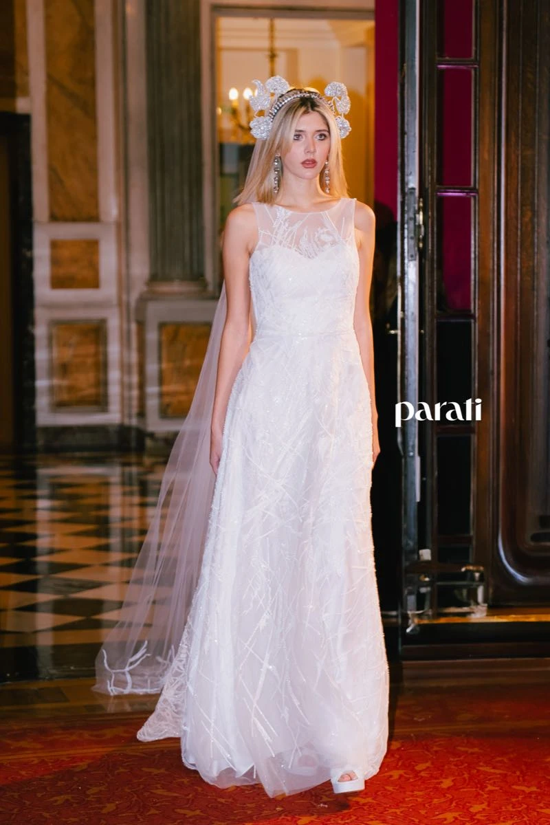 Desfile de Laurencio Adot en la edición 2025 del Bridal Runway Latam.