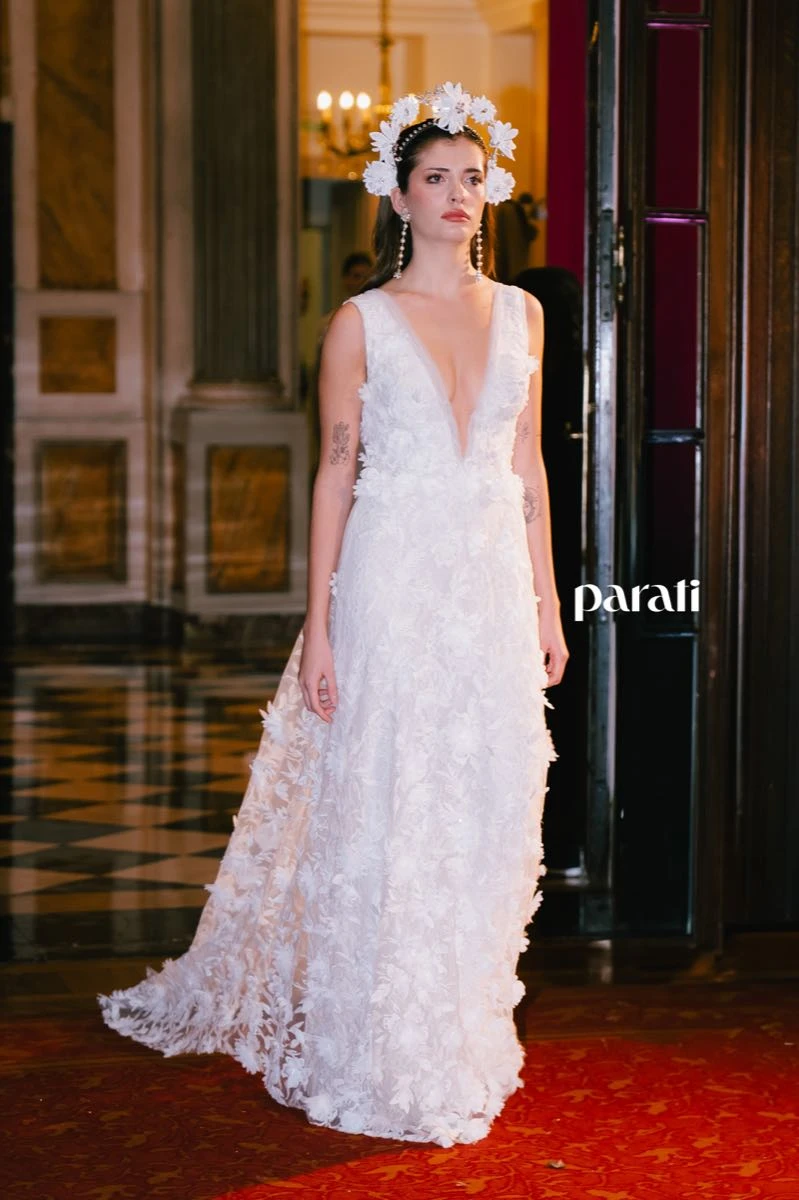 Desfile de Laurencio Adot en la edición 2025 del Bridal Runway Latam.