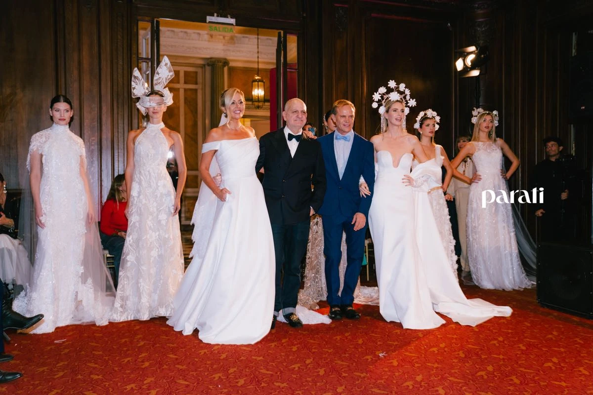 Desfile de Laurencio Adot en la edición 2025 del Bridal Runway Latam.