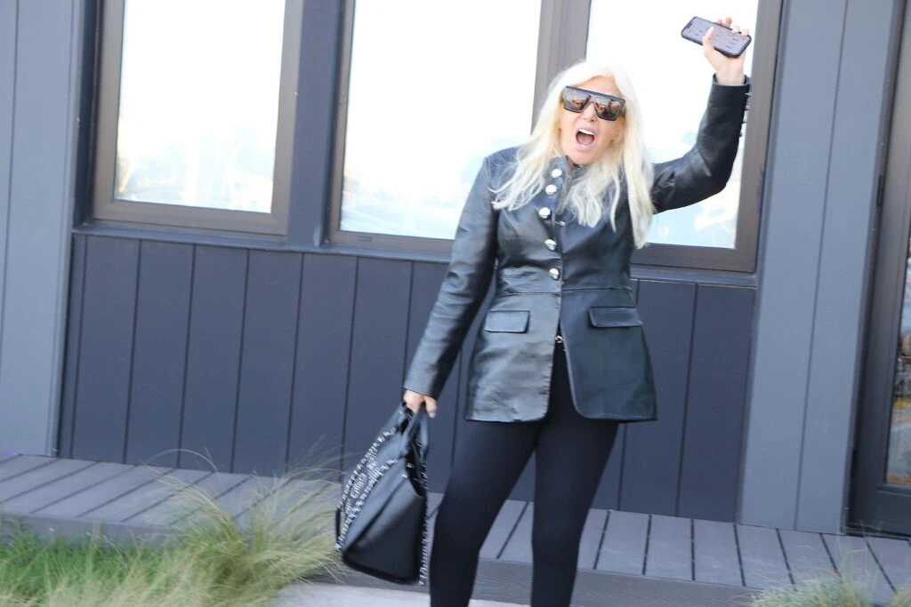 El look de Susana Giménez para viajar a Punta del Este. Foto: RS Fotos