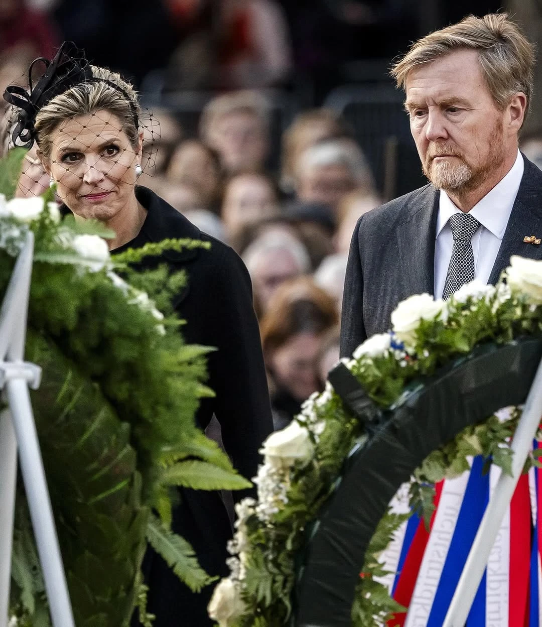 La royal optó por usar un tocado de red utilizado por su hija. Fotos: IG.