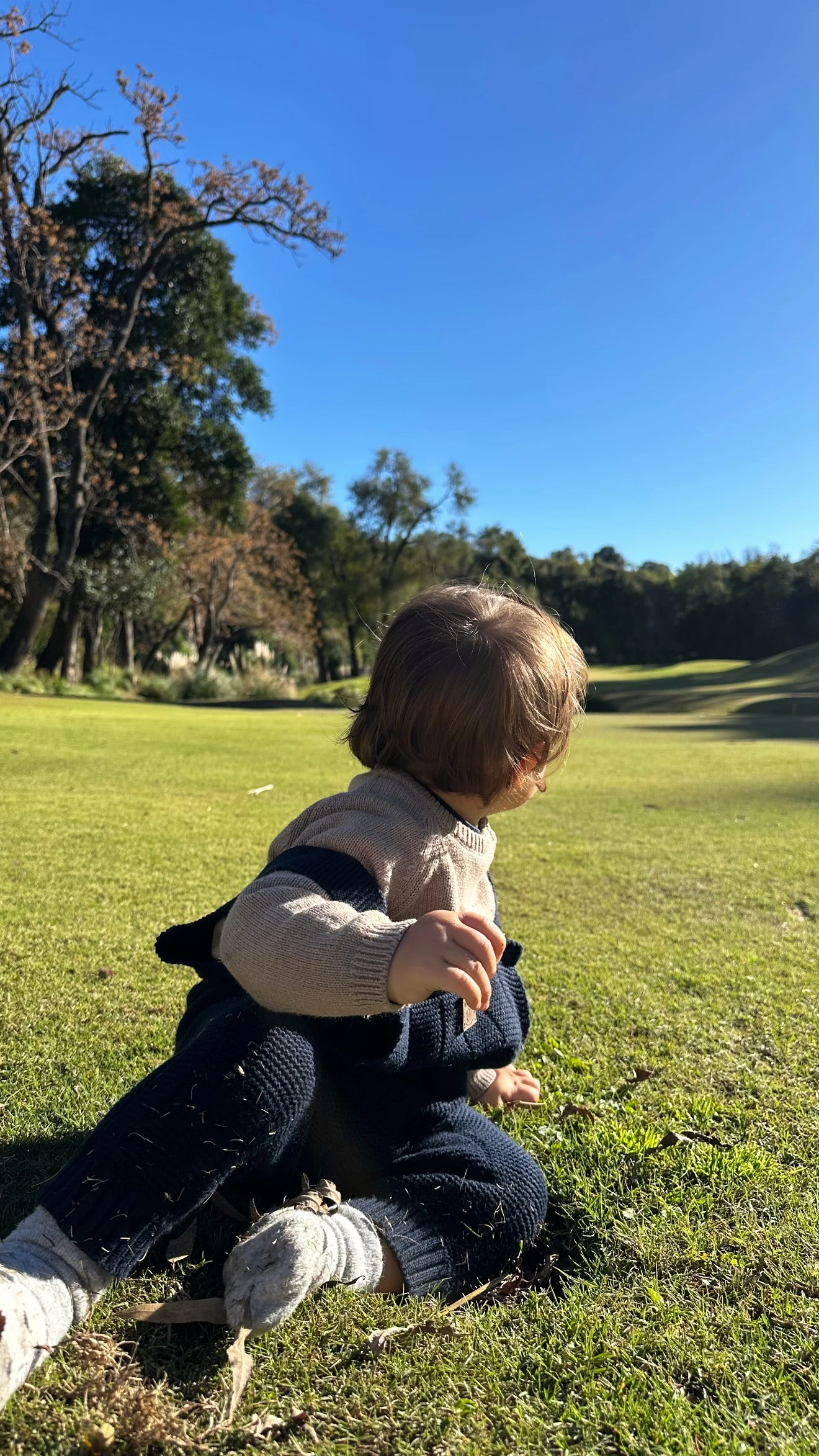 Cruz Urcera disfrutando del aire libre de las sierras. Fotos: IG. 