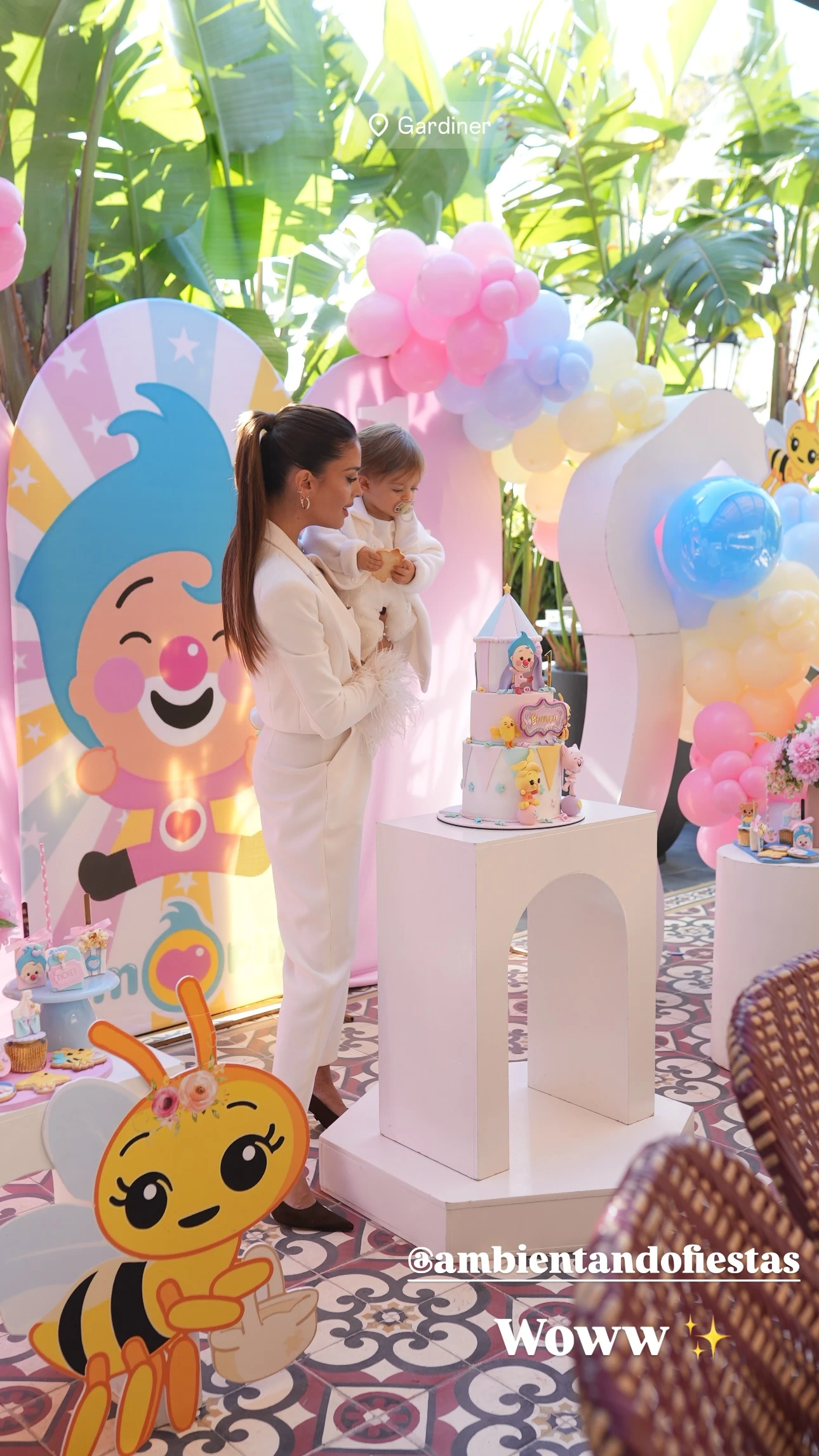 La niña tuvo su festejo con temática de Plim Plim. Fotos: IG. 