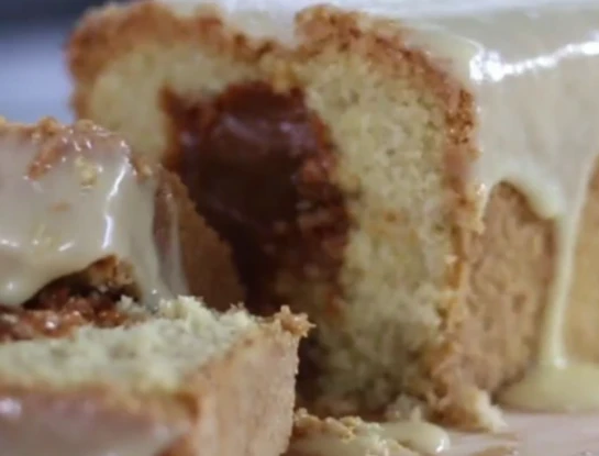 Budín matero con dulce de leche y frosting de coco: la receta perfecta para la merienda