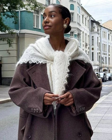 las prendas tejidas que son tendencia este invierno 2025 (y las que ya no van)