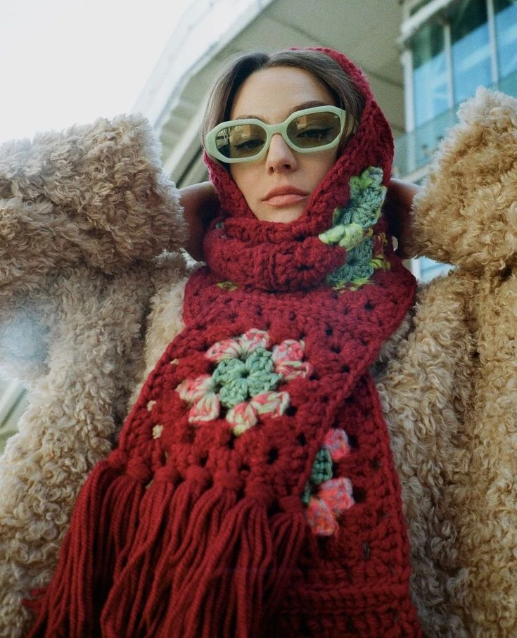 las prendas tejidas que son tendencia este invierno 2025 (y las que ya no van)