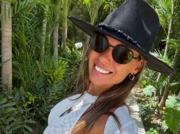 look pampita con prendas de punto