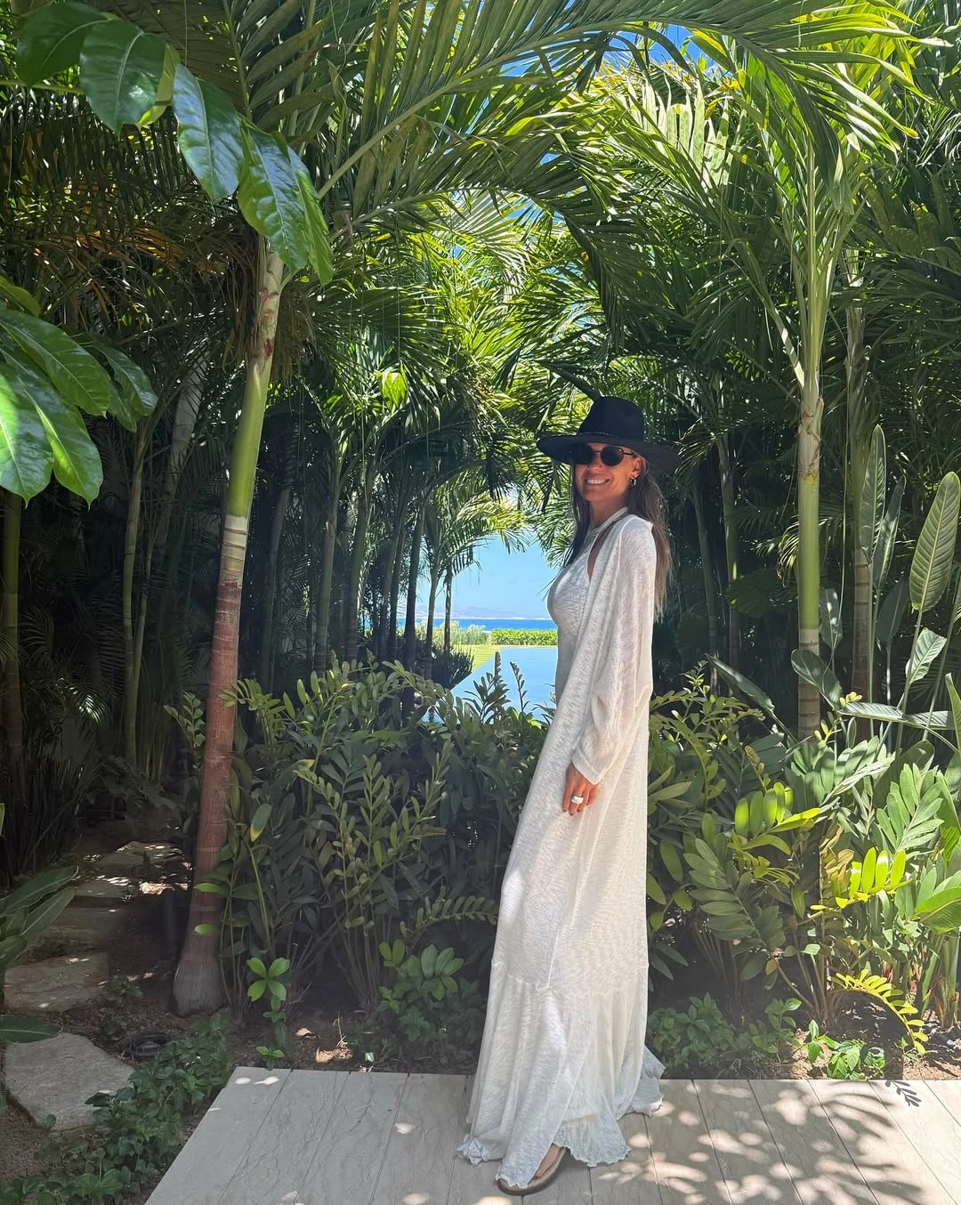 look pampita con prendas de punto