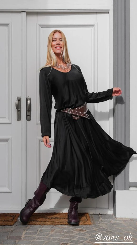 look total black de nicole neumann