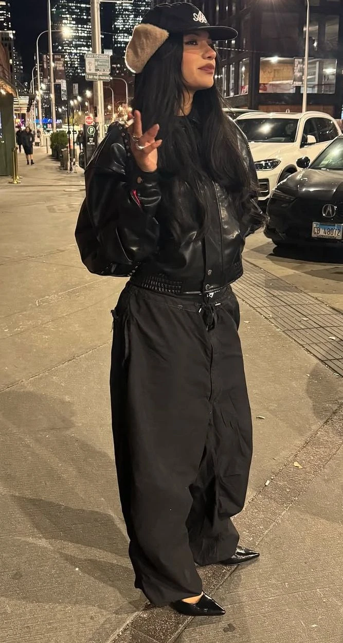 looks con campera bomber simil cuero