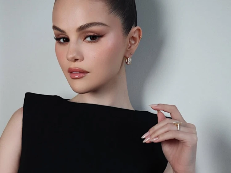 Nailskin, el minimalismo invade las manicuras en 2025