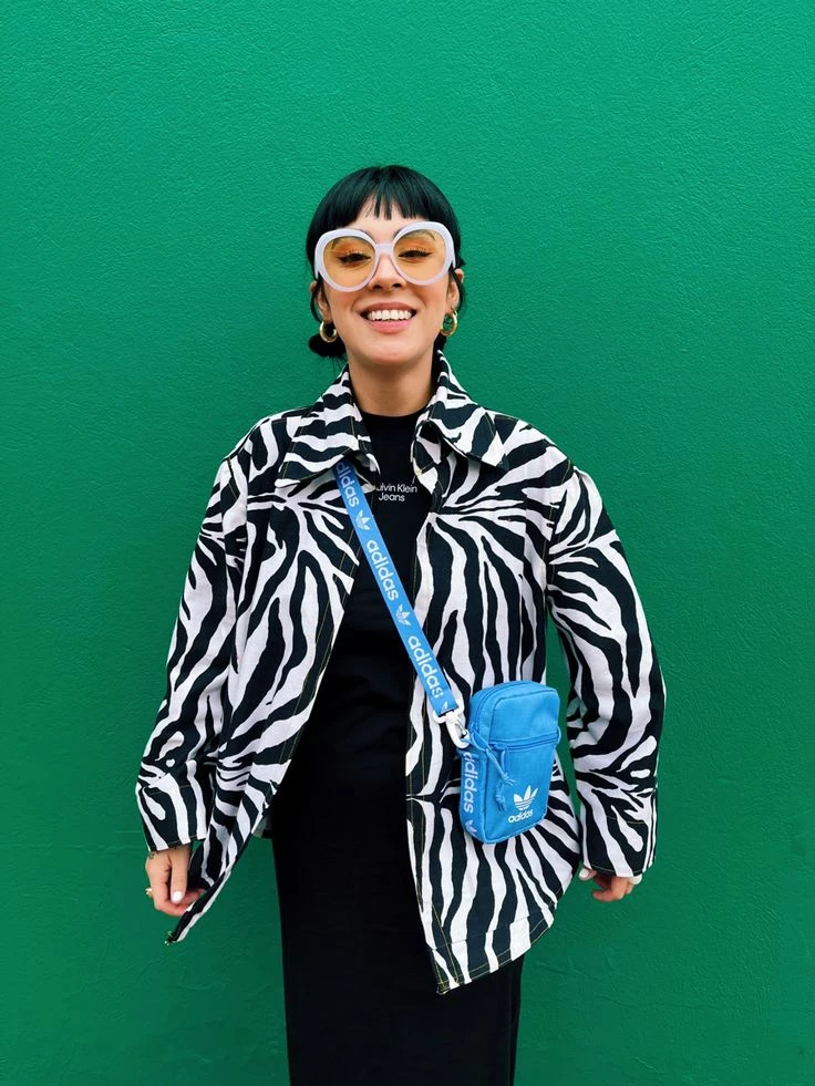 Podés sumarlo en accesorios o, directamente, en tus prendas.