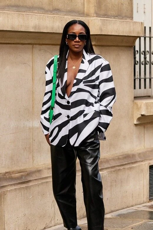 Con el estampado de cebra no pasas desapercibida.