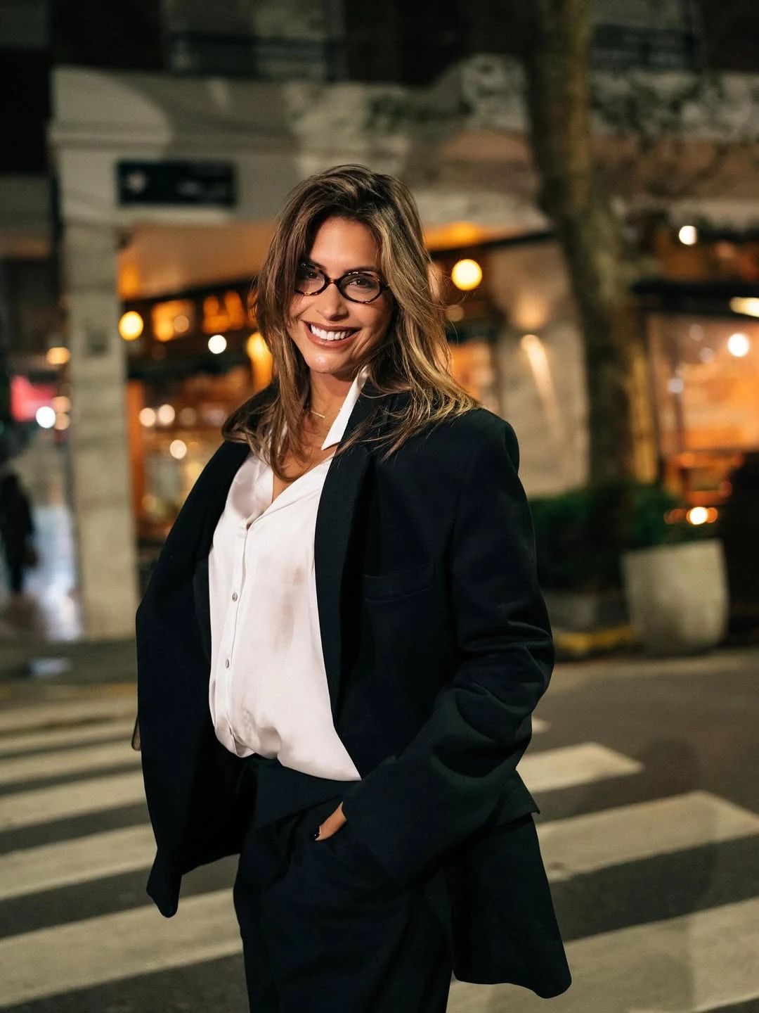 Milett Figueroa y dos looks a partir de un blazer oversize