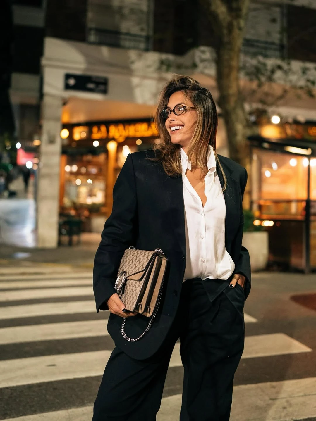 Milett Figueroa y dos looks a partir de un blazer oversize