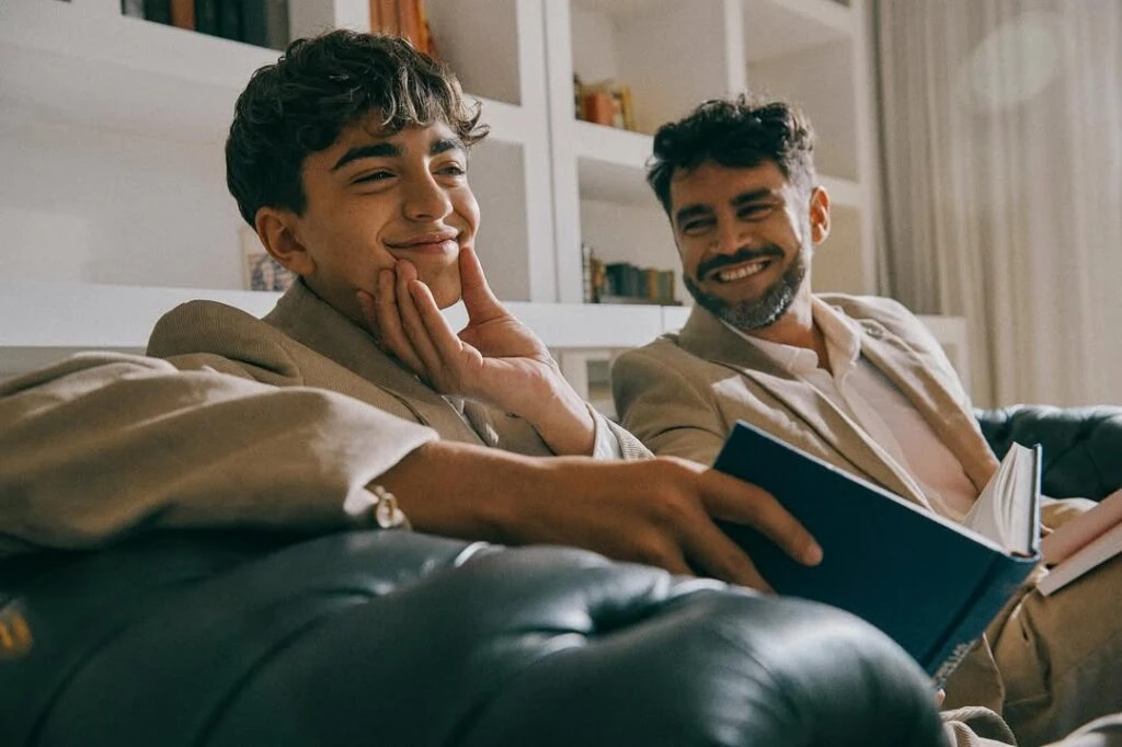 Eloy Heredia, el hijo de Brenda Gandini y Gonzalo Heredia, debutó como modelo a los 13 años: protagonizó una campaña con su papá