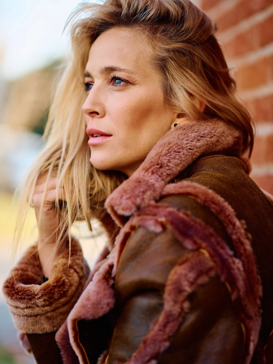 Luisana Lopilato tiene el tapado más chic y trendy de la temporada